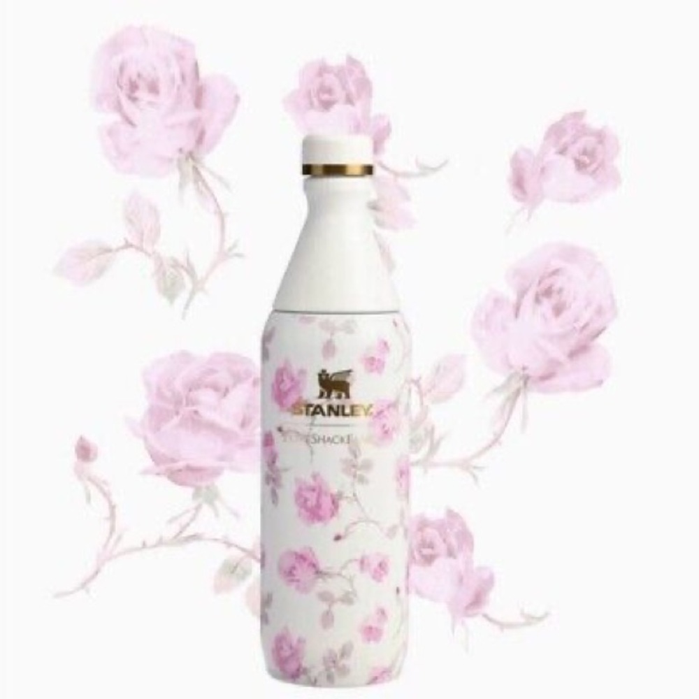 🚫SOLD🚫stanley loveshackfancy bottle 20oz